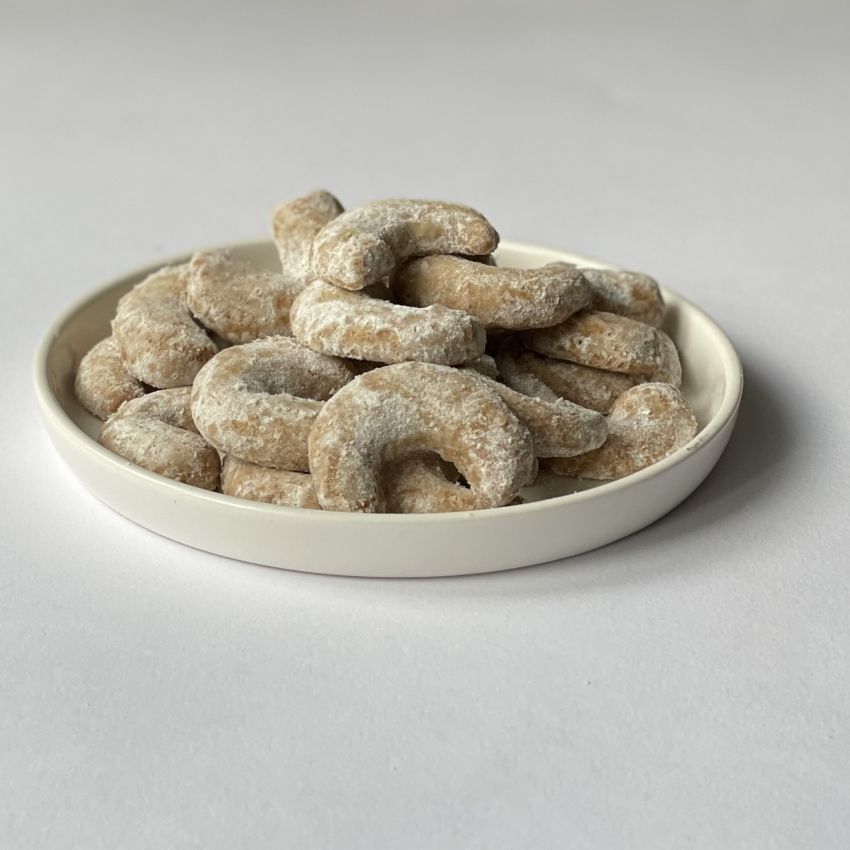 6330 Ruční vanil. ořech. rohlíčky 